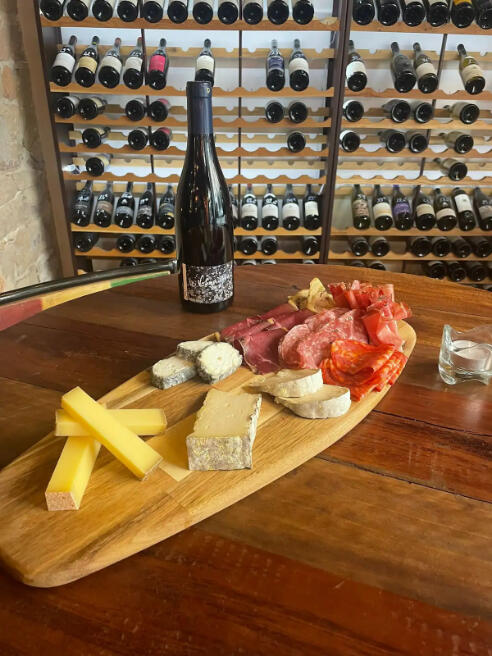 wine cheese Pot de Vin